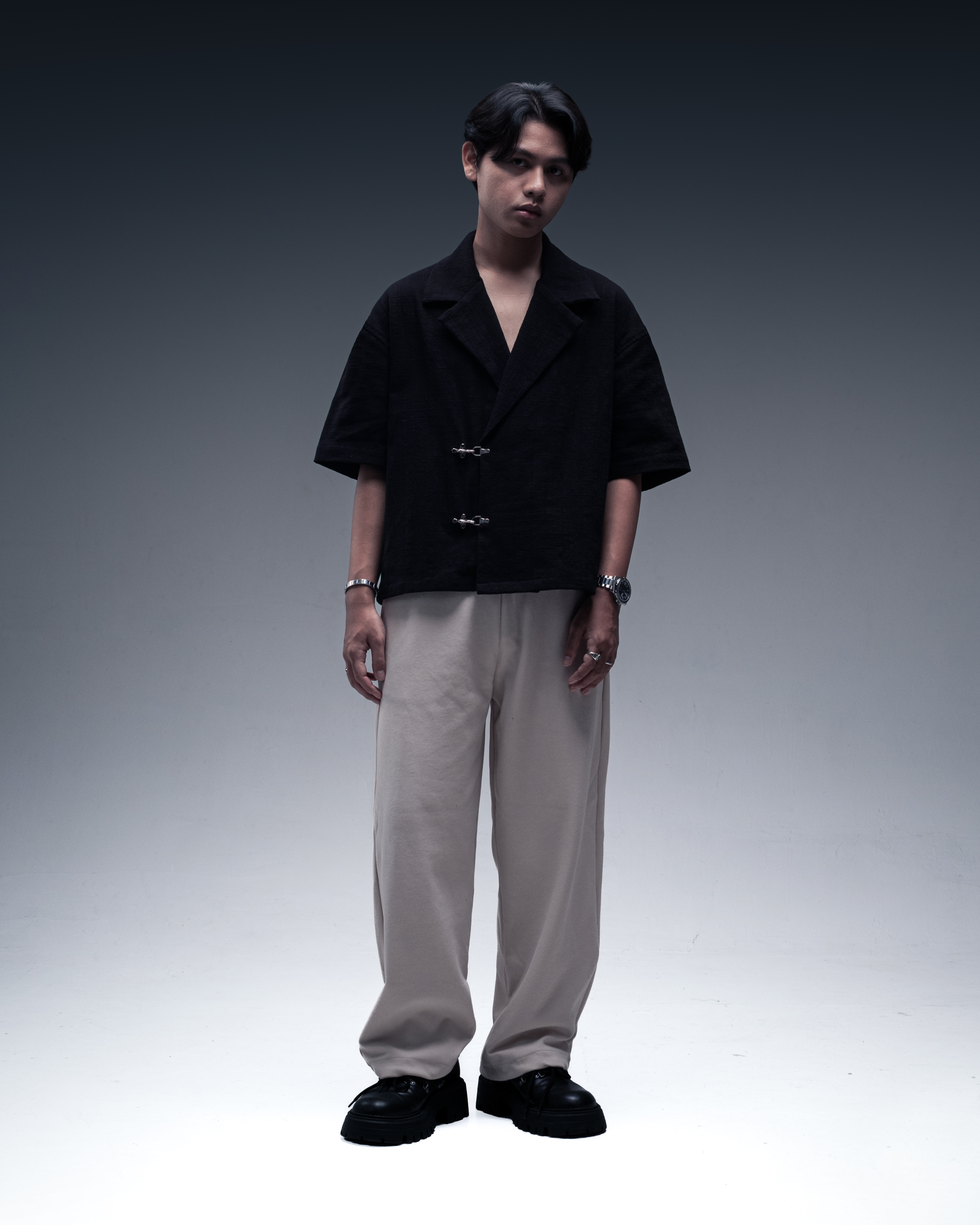 RHODES APPAREL - HAVEN BLAZER BOXY CUT SHIRT BLACK  Detail
